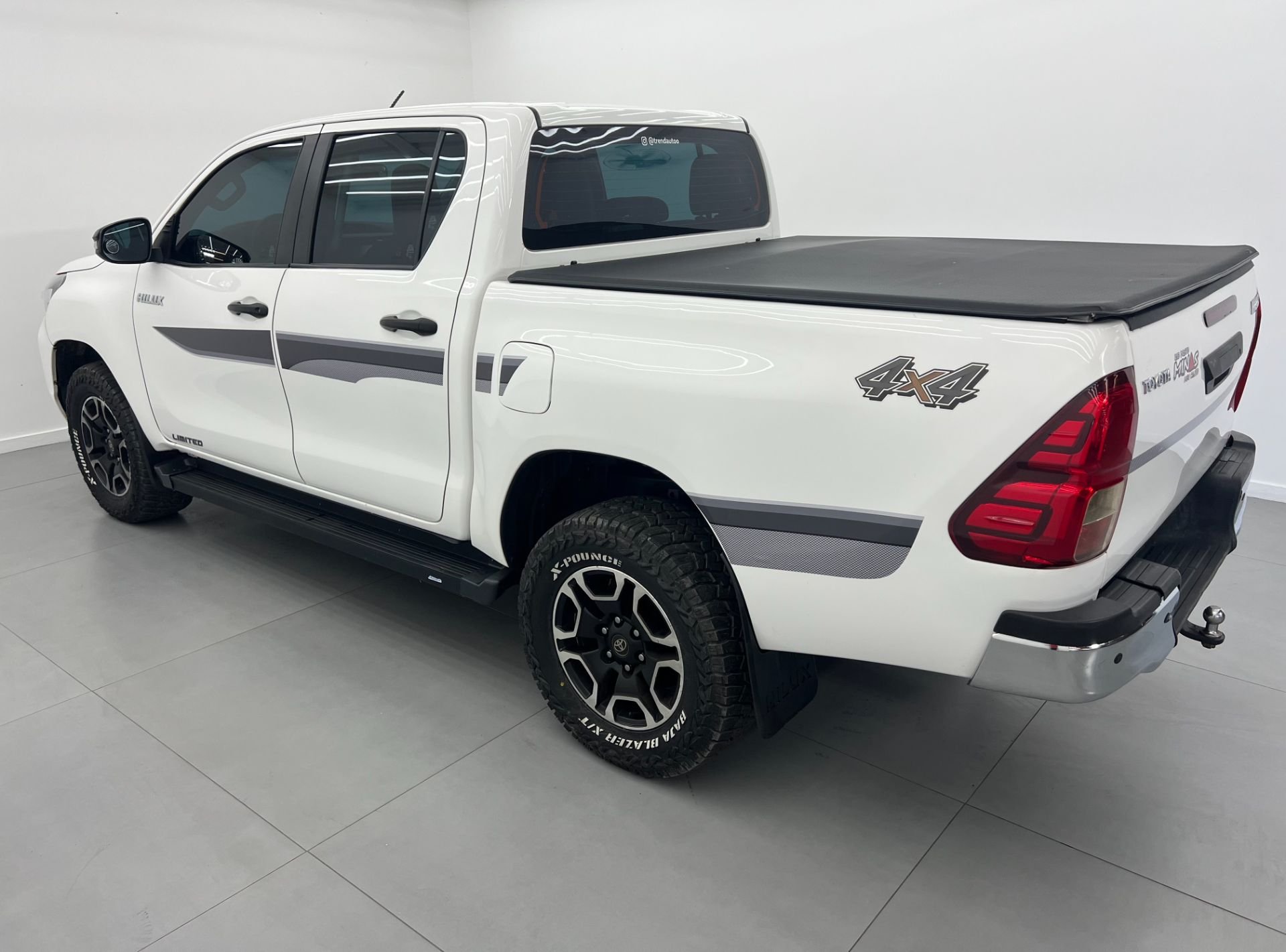 Hilux - Foto 16